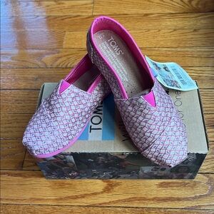 Toms classic Pink Dixon Youth 13